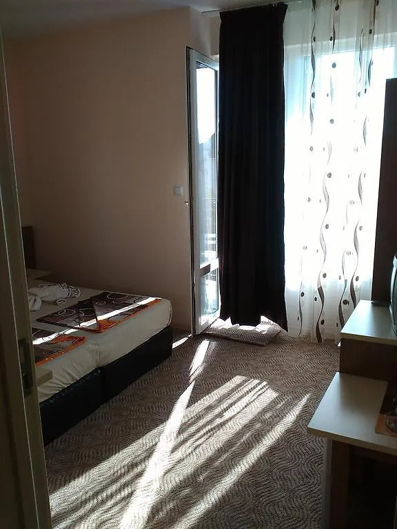 פרימורסקו Fits Guest House