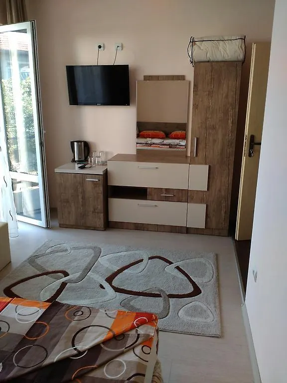 פרימורסקו Fits Guest House