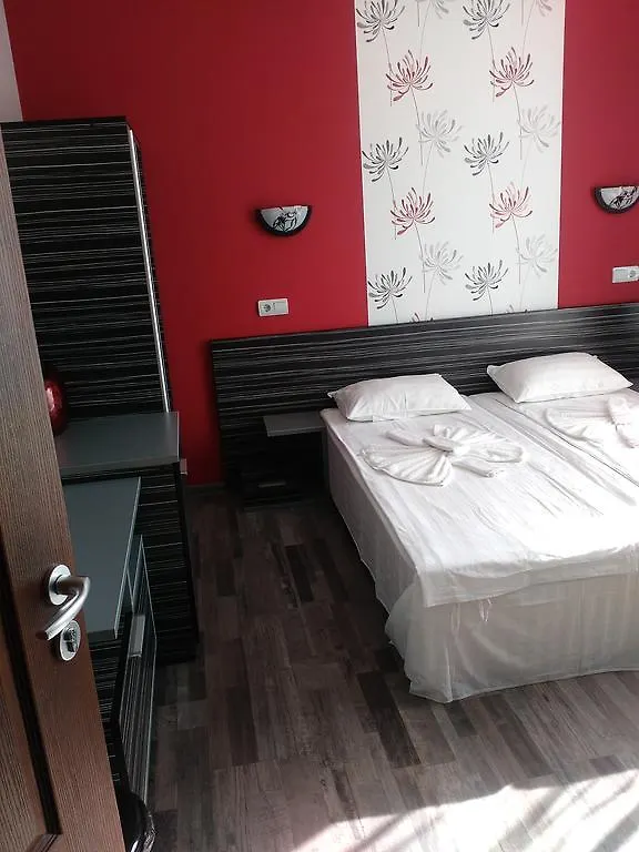 פרימורסקו Fits Guest House 2*,
