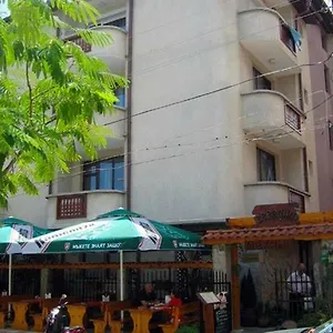 Konukevi Gergana, Primorsko